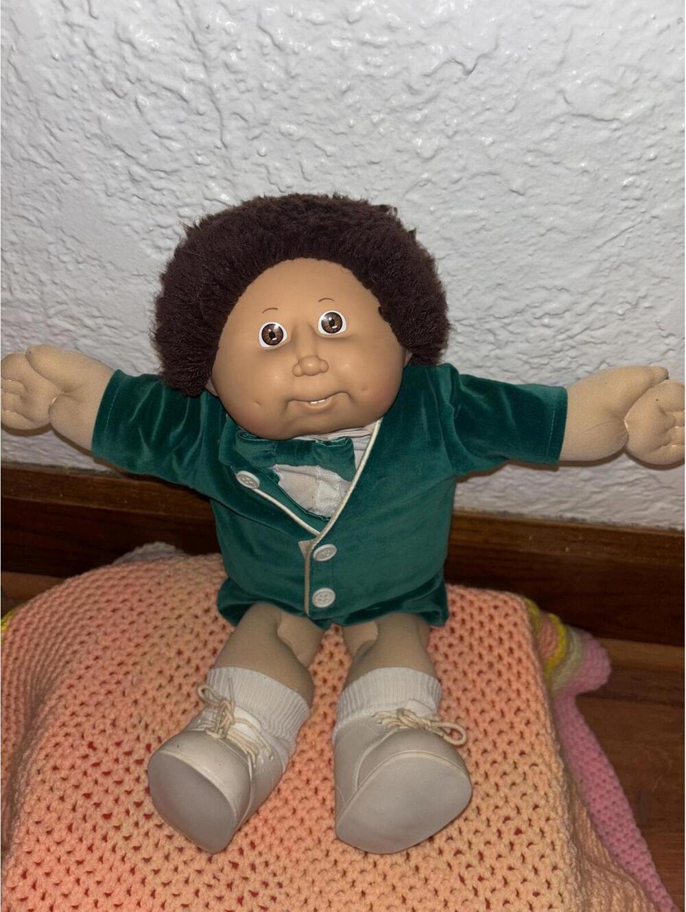 Cabbage Patch Kids Boy Doll Fuzzy Hair Velvet Suit Teeth HM #10